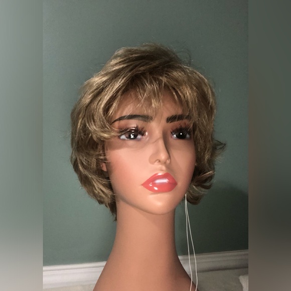 Paula Young wig “Angel” in color #14/26  sun kissed blonde. Size Large. - Picture 1 of 7